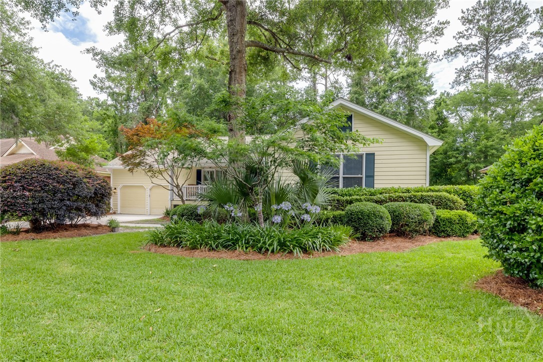 103 W Gazebo Lane