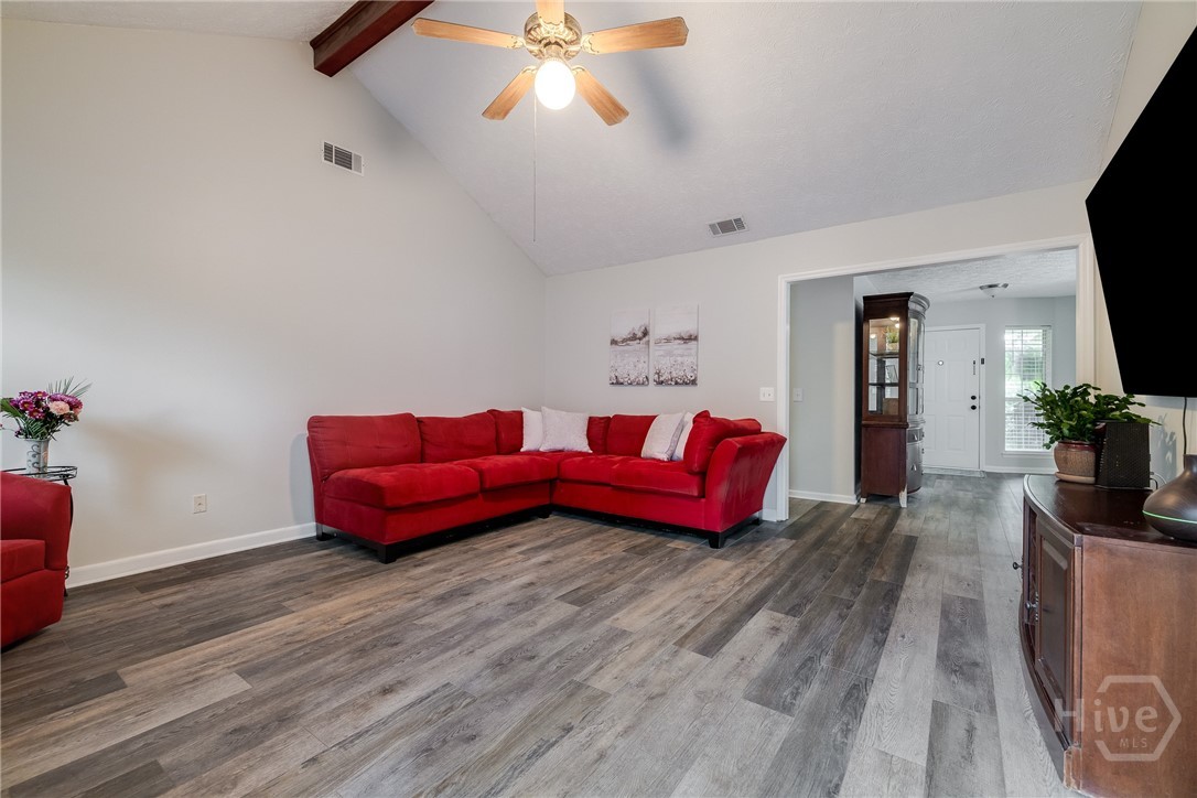 19 S Lake Drive