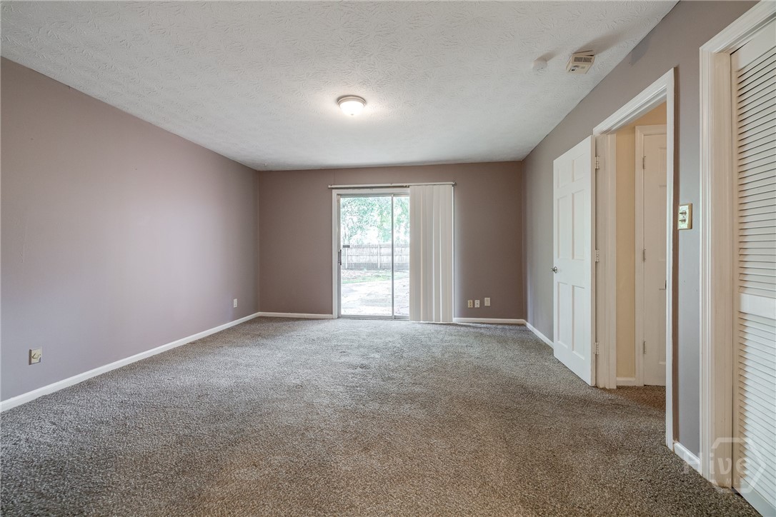 41 Barrington Circle