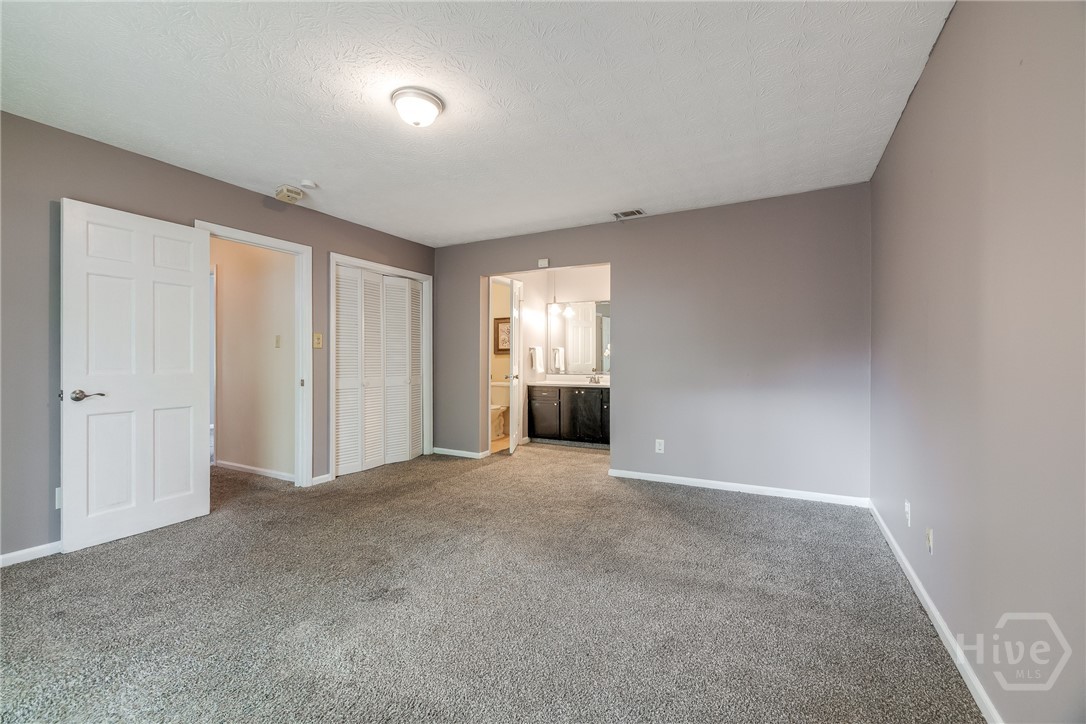 41 Barrington Circle
