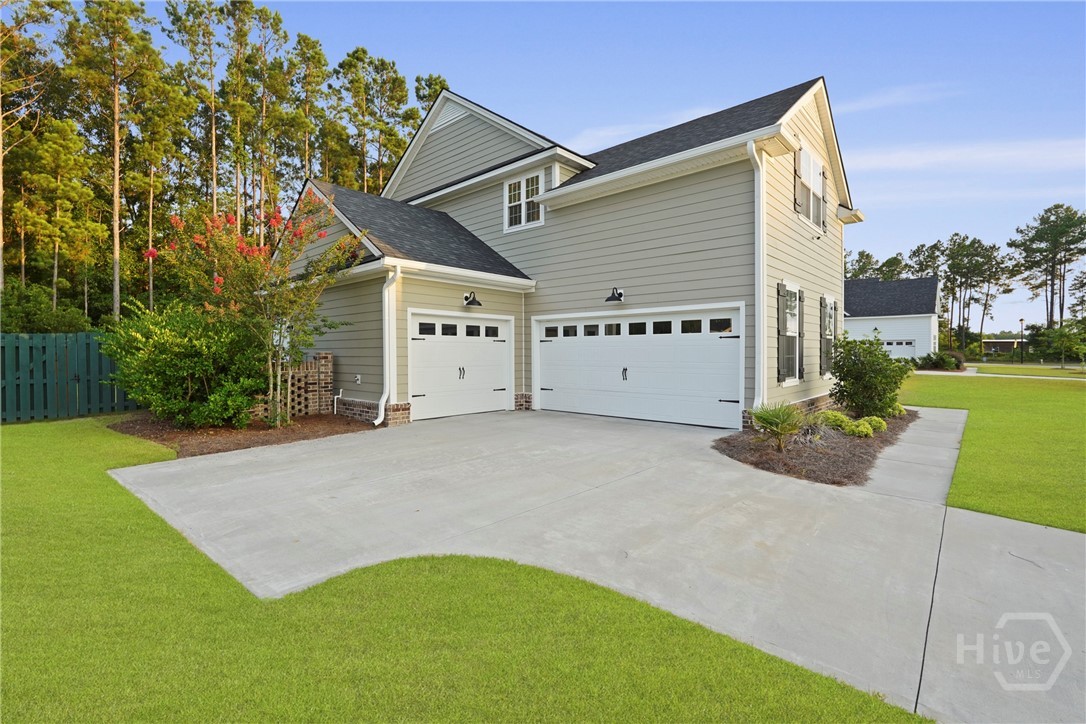 95 Simcoe Lake Drive