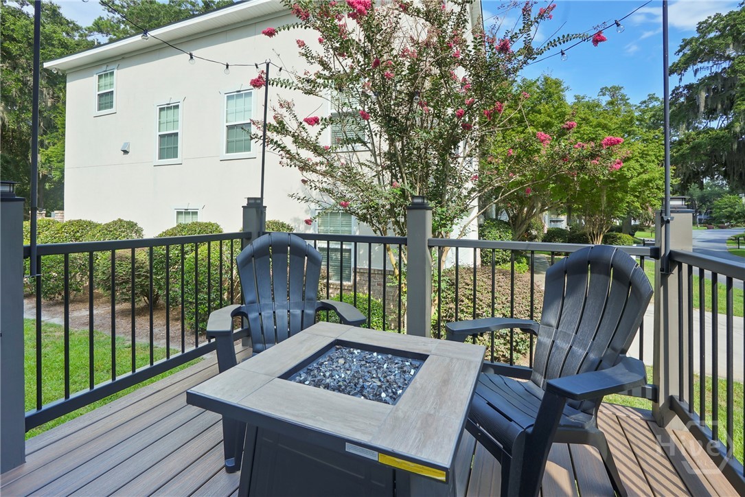 6 Dockside Drive