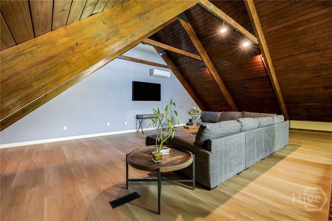 323 Benton Drive