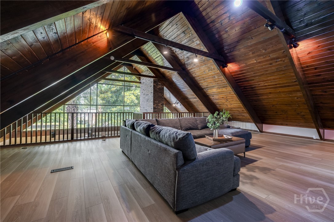 323 Benton Drive