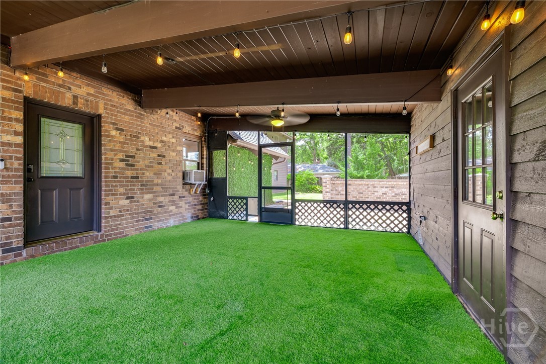 323 Benton Drive