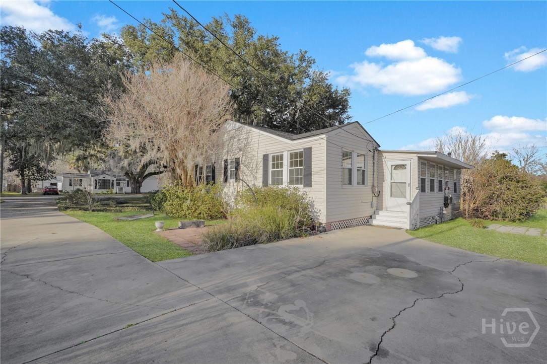 345 Magnolia Street