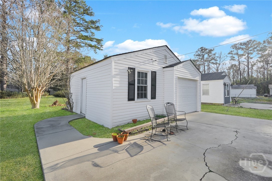 345 Magnolia Street