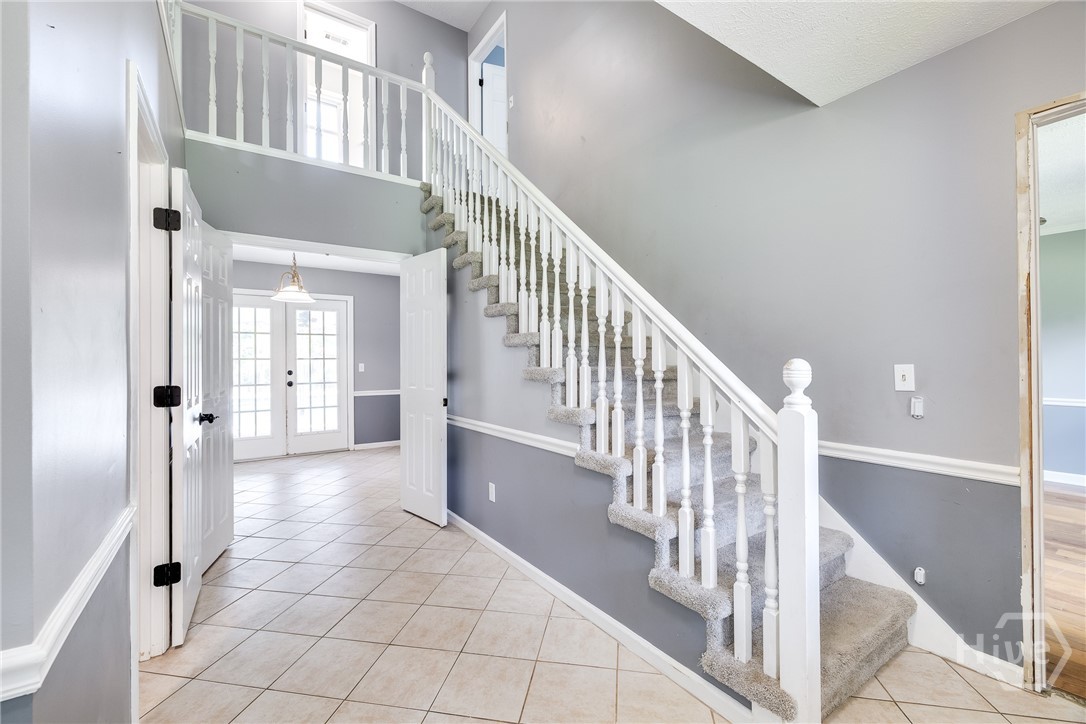 17 Oak Pointe Drive