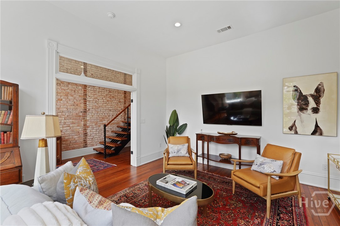 415 Whitaker Street