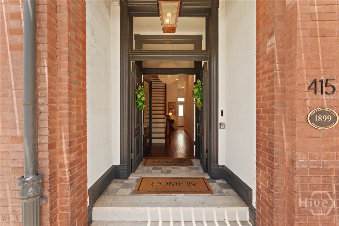 415 Whitaker Street