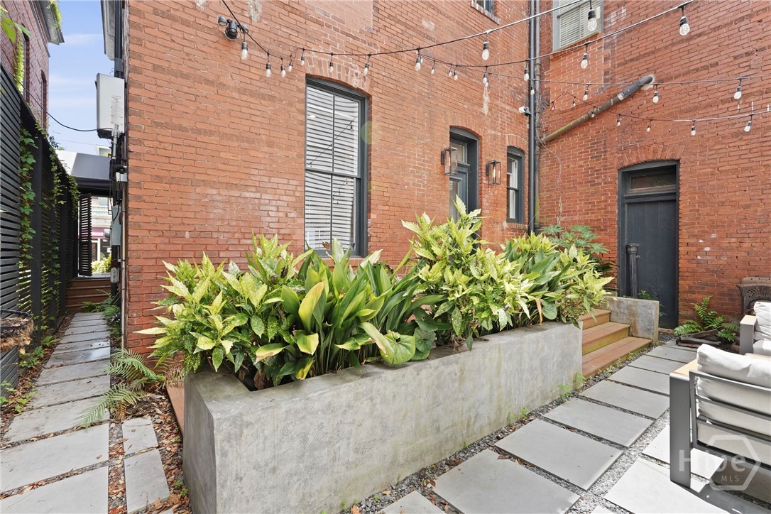 415 Whitaker Street