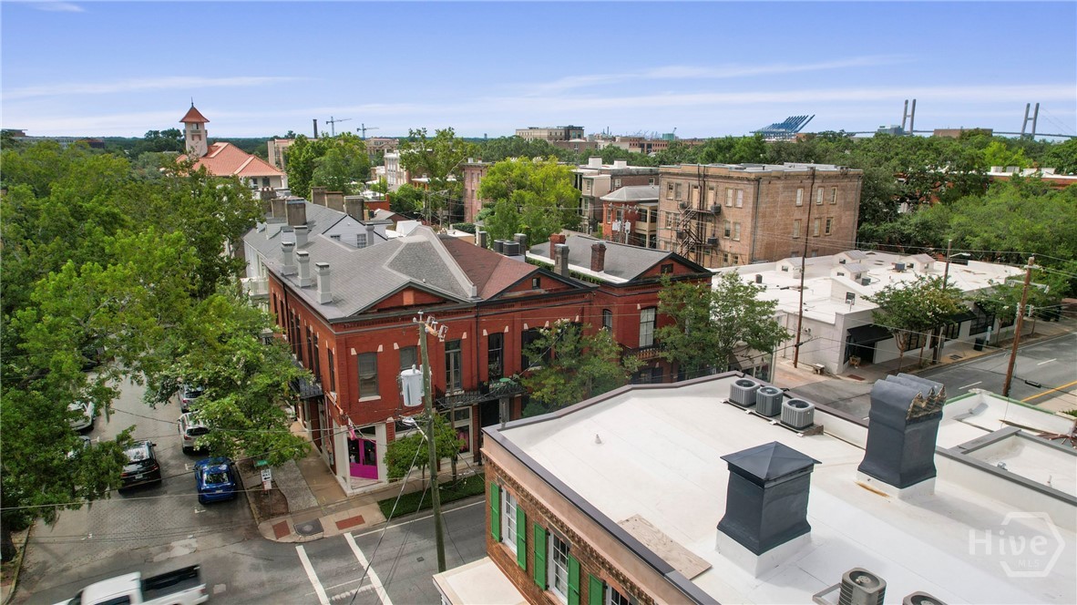 415 Whitaker Street