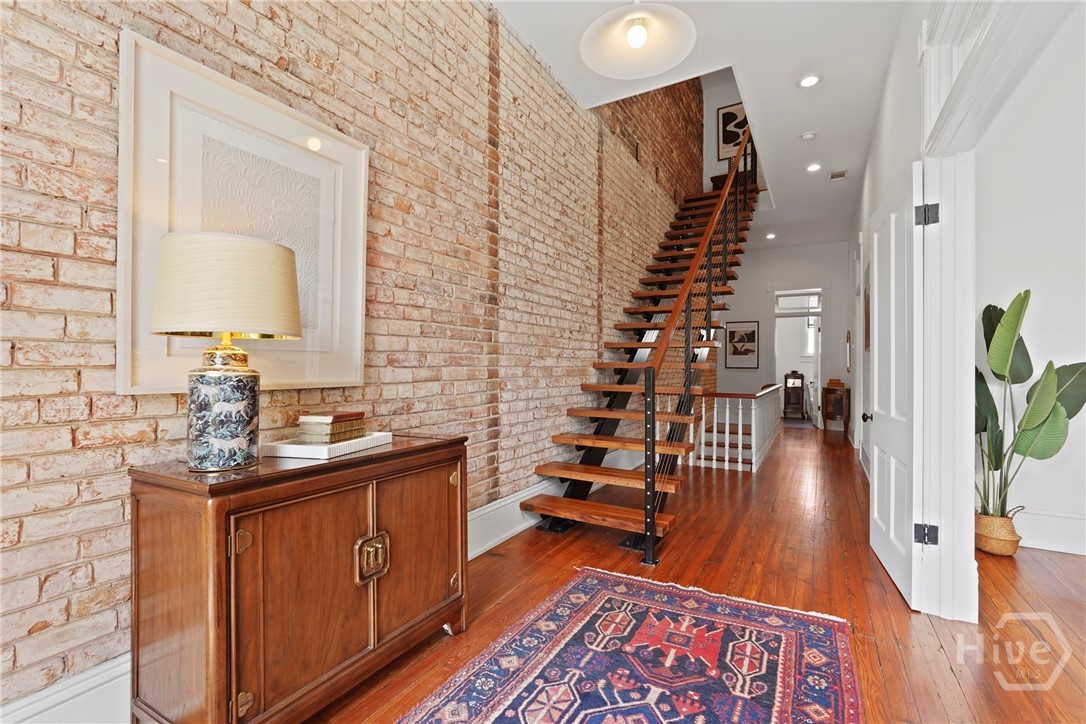 415 Whitaker Street