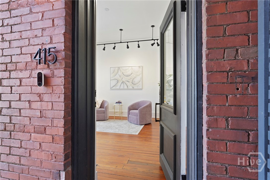 415 Whitaker Street