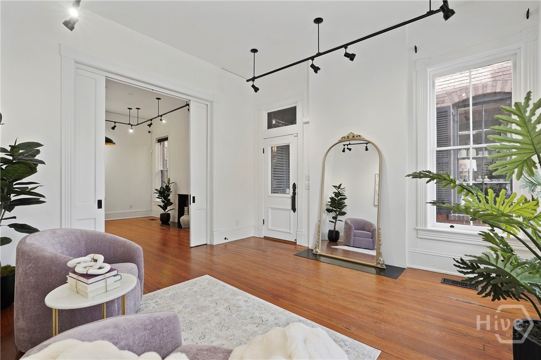 415 Whitaker Street