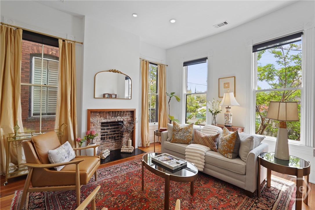 415 Whitaker Street