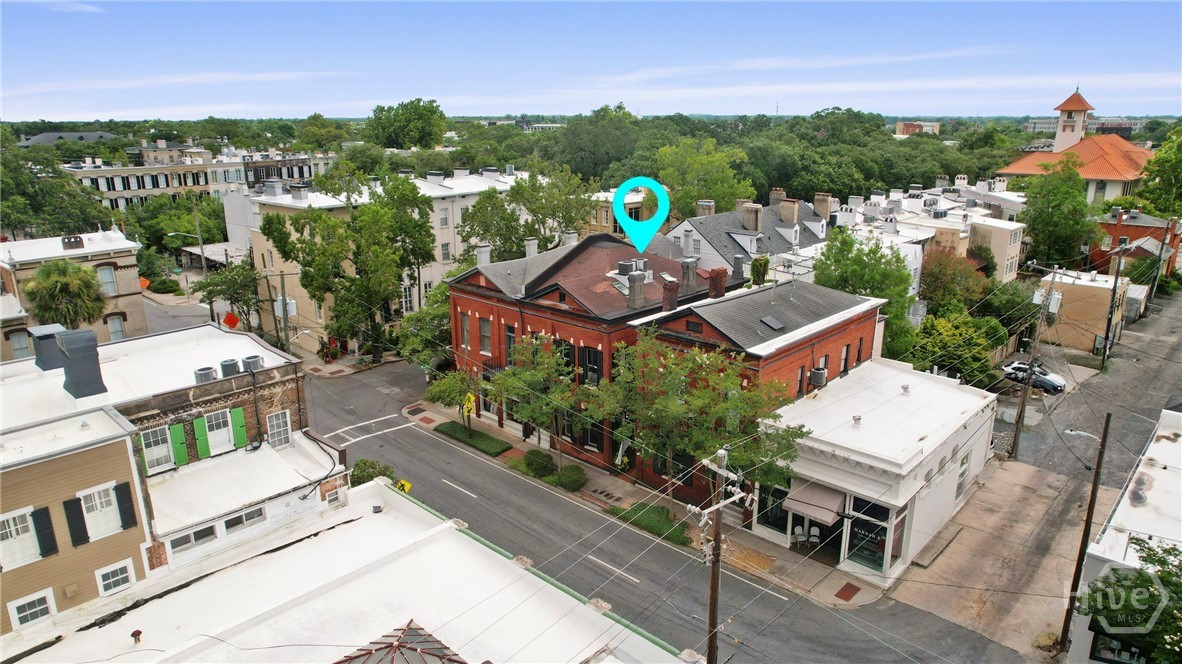 415 Whitaker Street