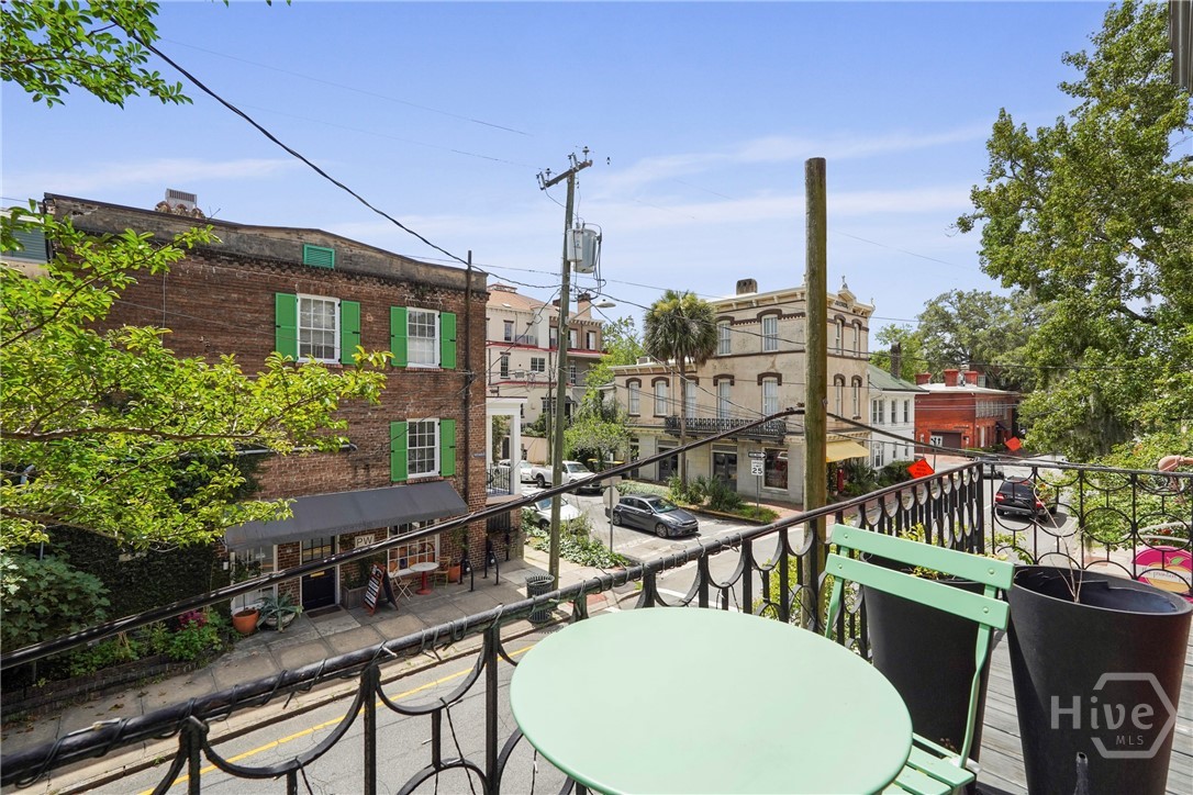 415 Whitaker Street