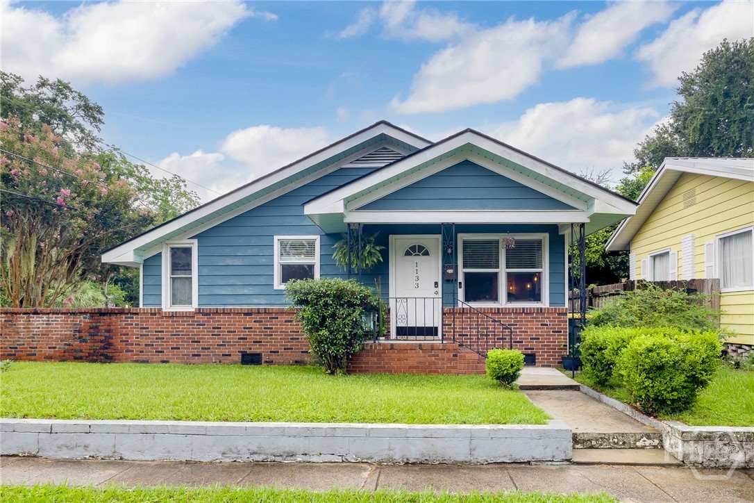 1133 E 32nd Street
