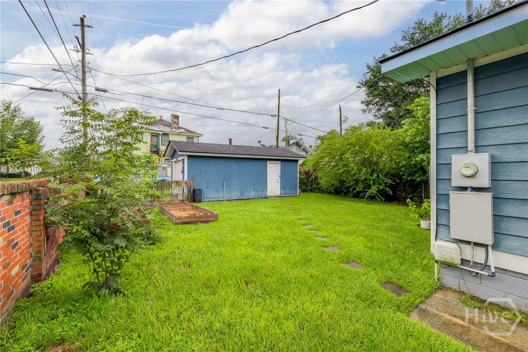 1133 E 32nd Street