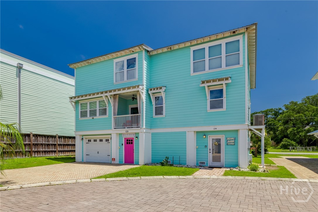 12 Village Place B