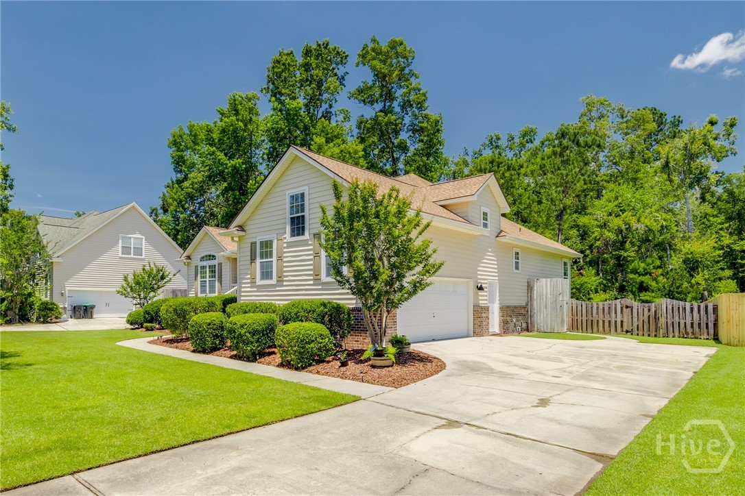 4 Lee Hall Drive