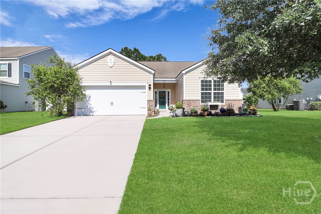 548 Amsonia Circle