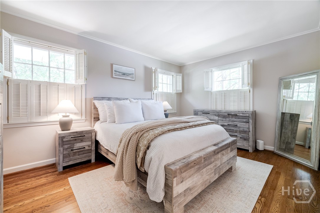533-535 E 52nd Street