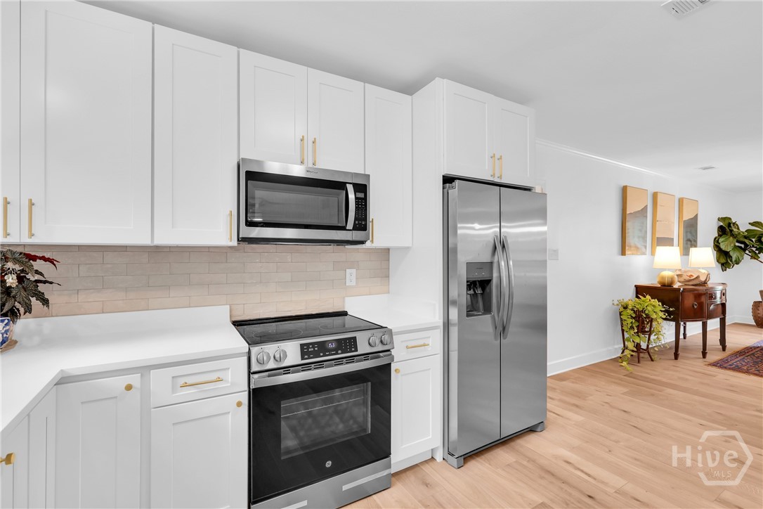 25 E 56th Street