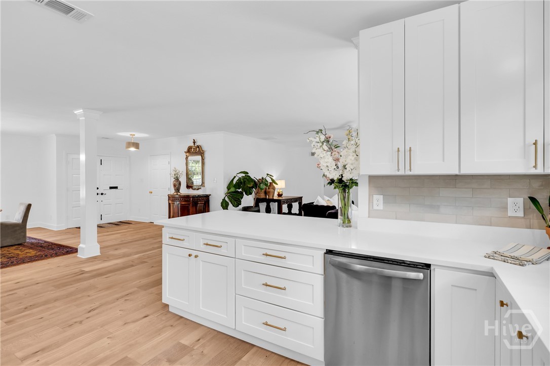 25 E 56th Street