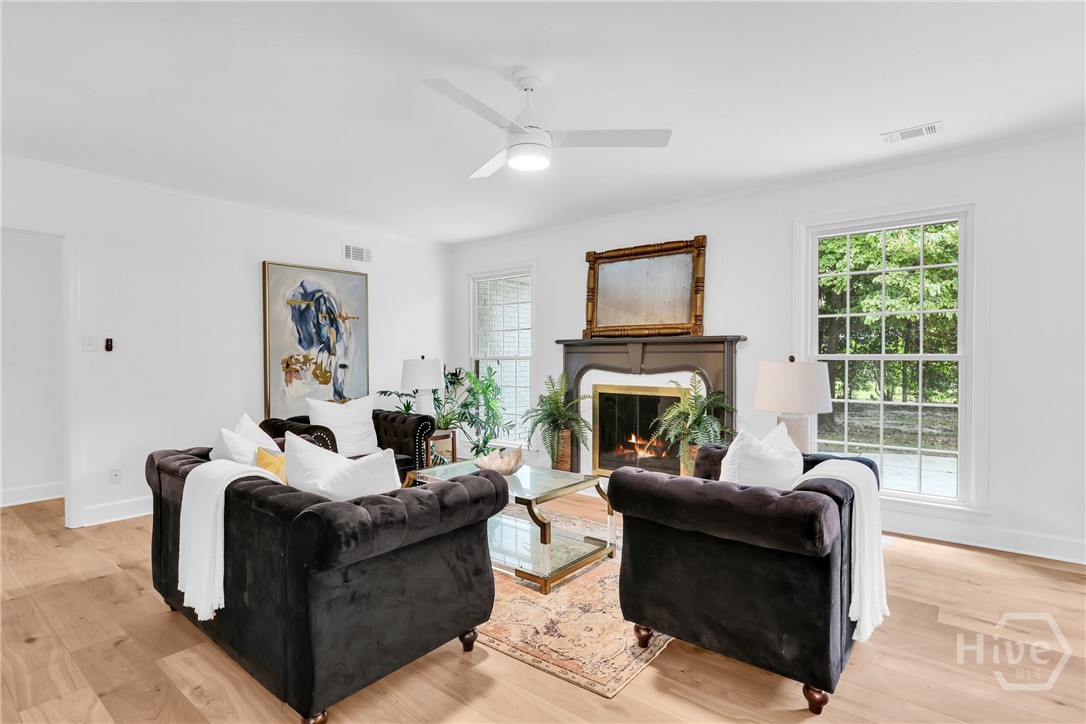 25 E 56th Street