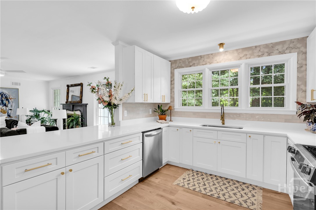 25 E 56th Street