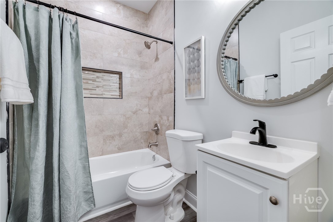 812 W 53rd Street