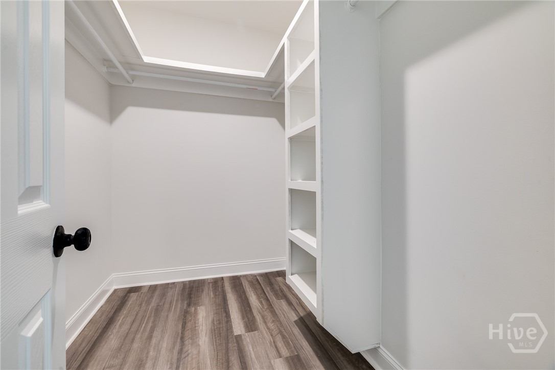 812 W 53rd Street