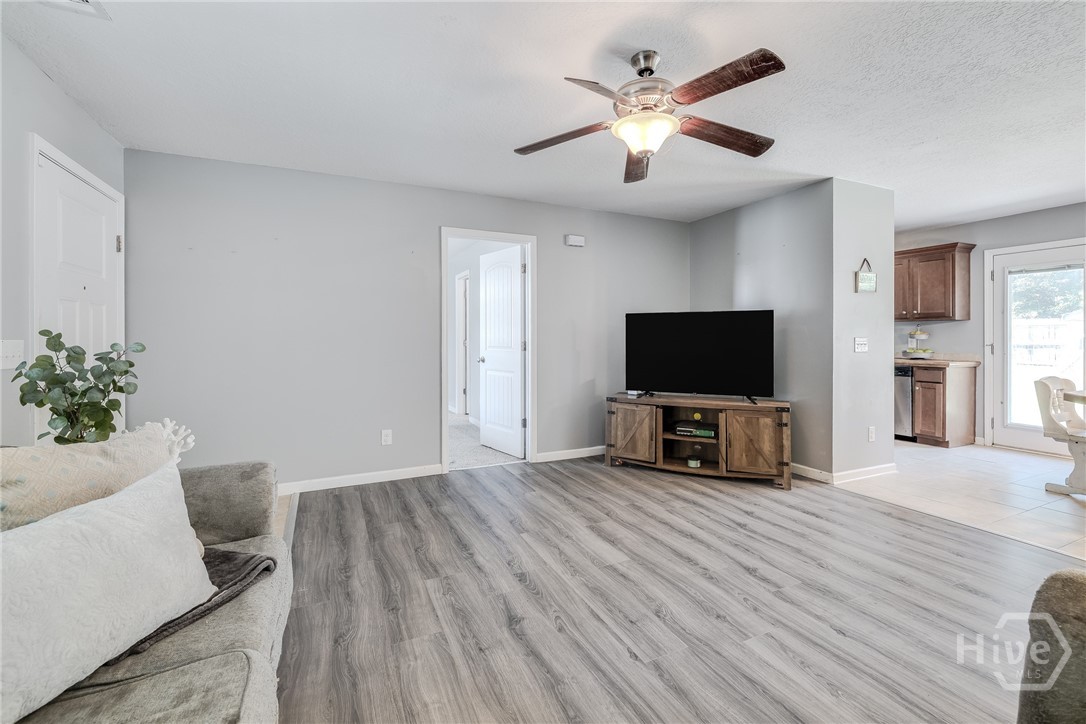 280 Barrister Circle