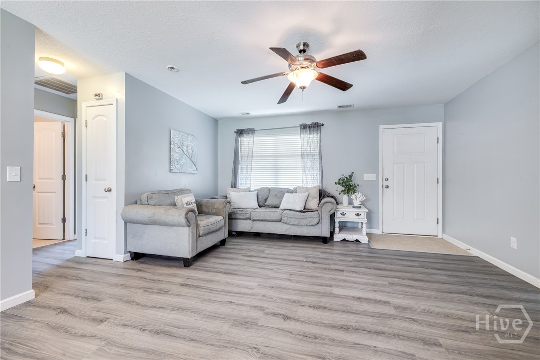 280 Barrister Circle