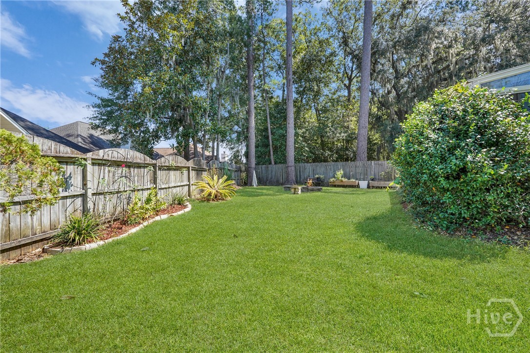 114 St Ives Way