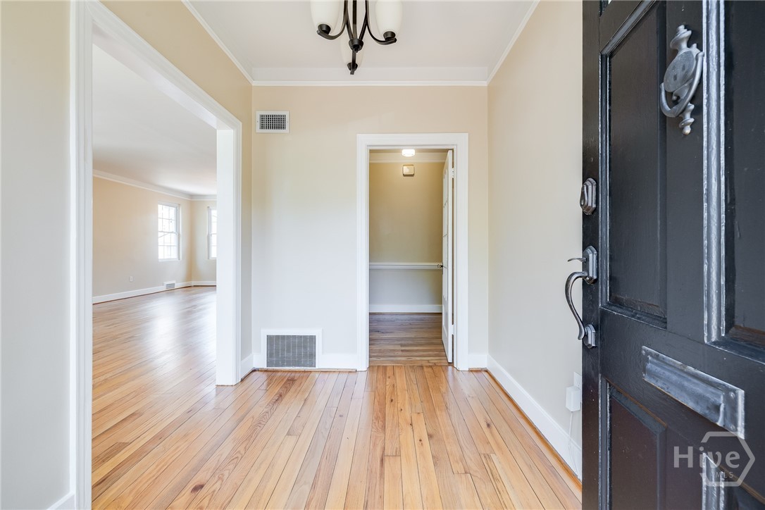 606 E 54th Street