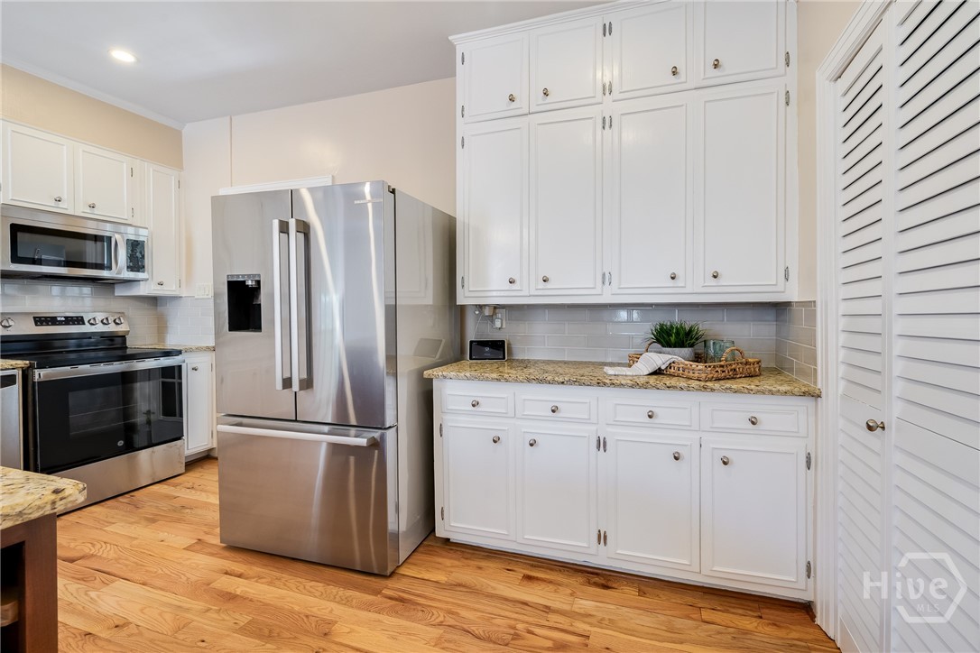606 E 54th Street