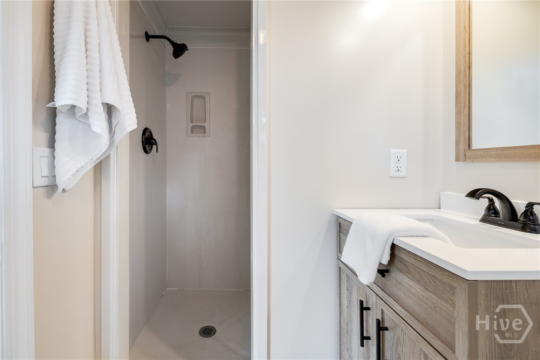 606 E 54th Street