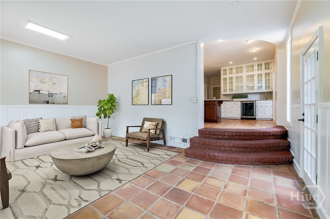 606 E 54th Street