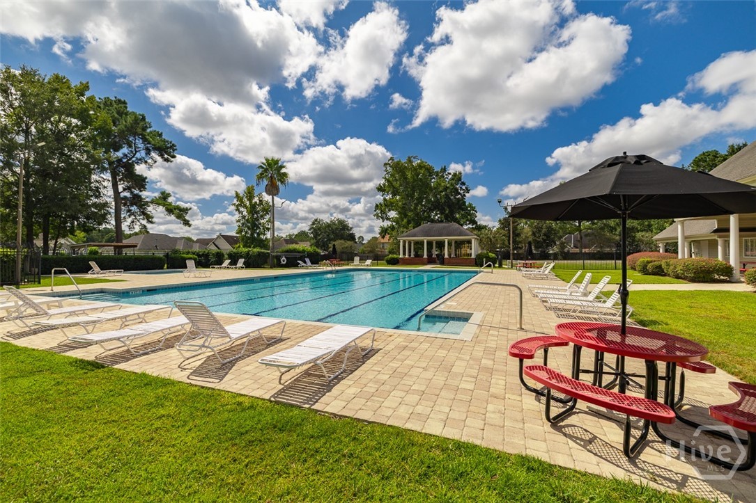 156 Silverton Road