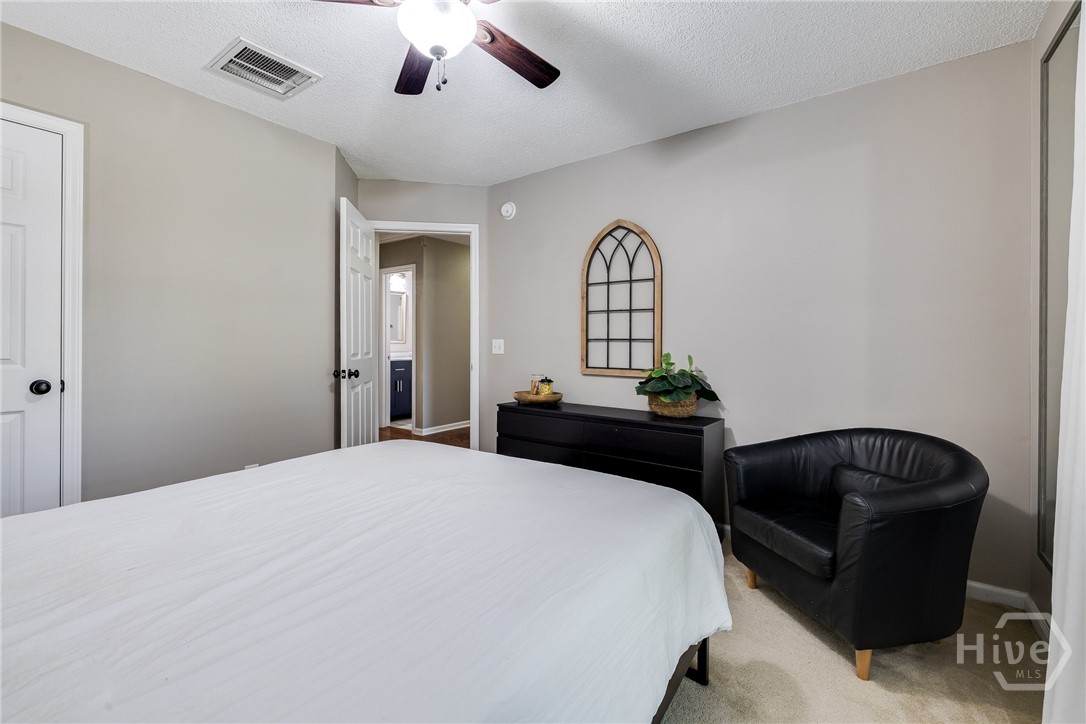 156 Silverton Road