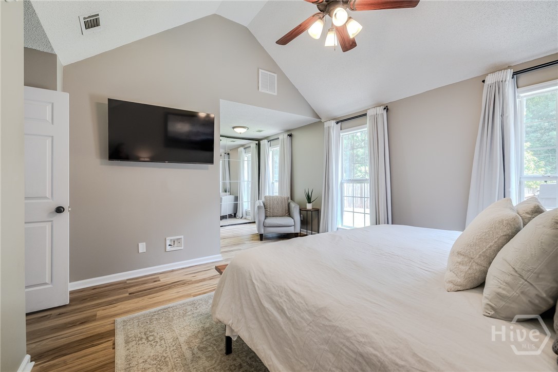 156 Silverton Road