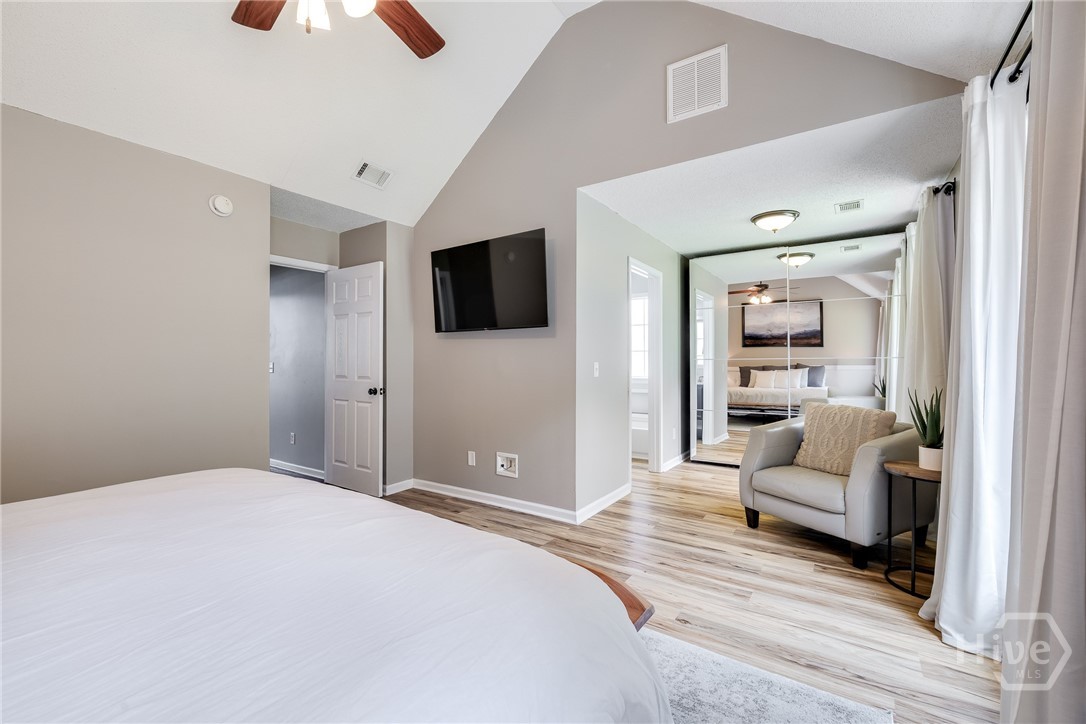 156 Silverton Road