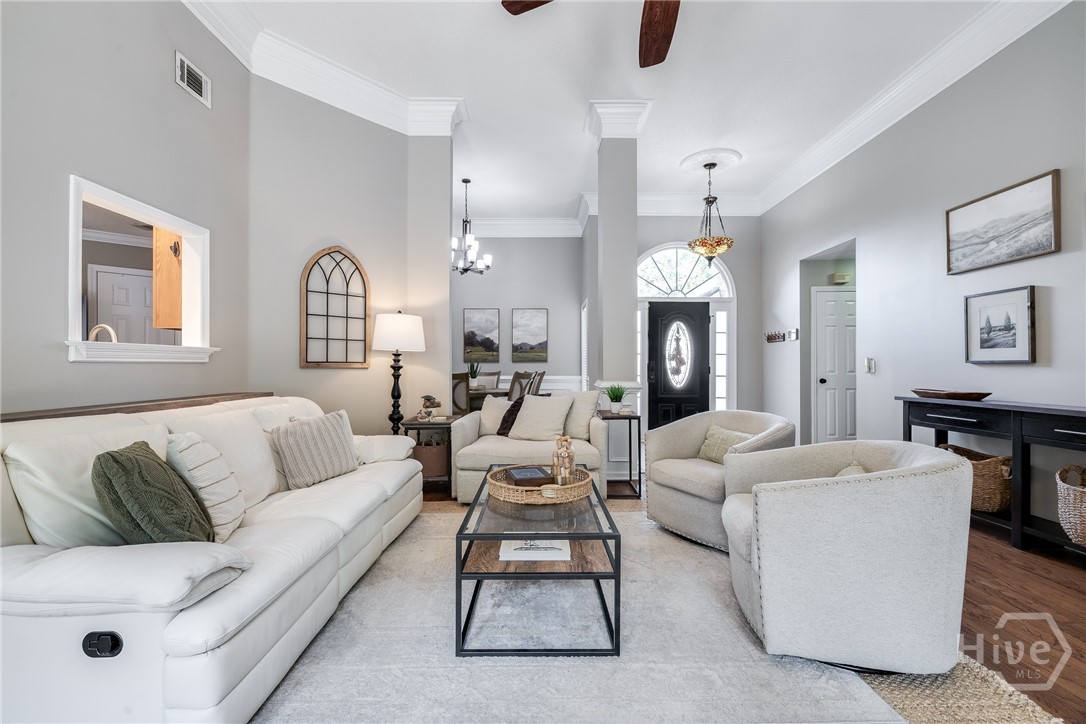 156 Silverton Road