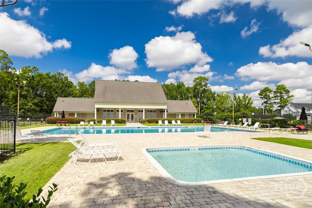 156 Silverton Road