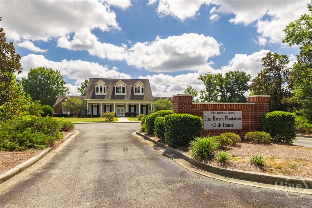 156 Silverton Road