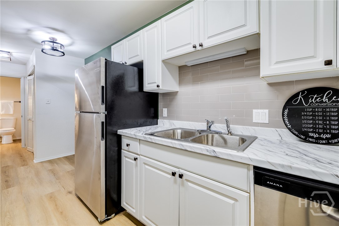 401 N Cromwell Road T-5