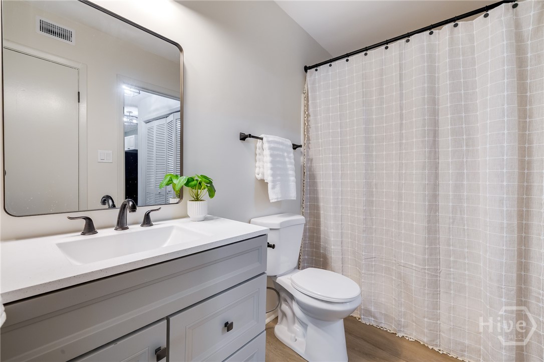 401 N Cromwell Road T-5